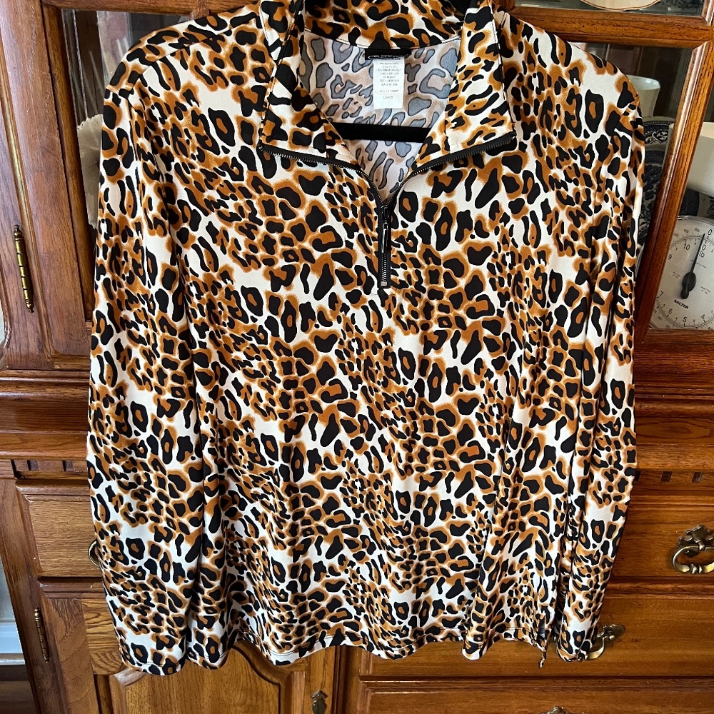 Caribe Leopard Print Half Zip top